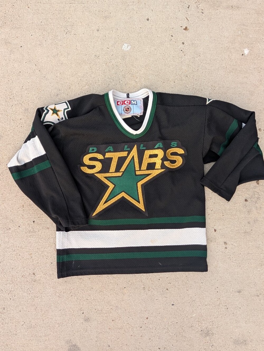 Dallas Stars CCM Black Green Hockey Jersey Boys M/L